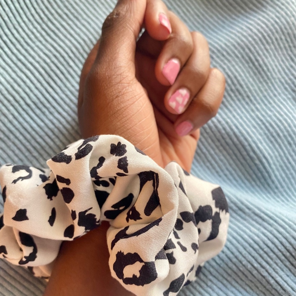 White leopard scrunchy